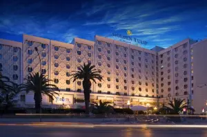 Golden Tulip El Mechtel