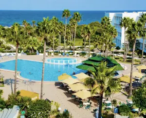 Hotel Tropicana Club & Spa